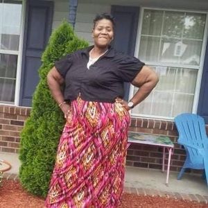 Meet your Posher, Sharon